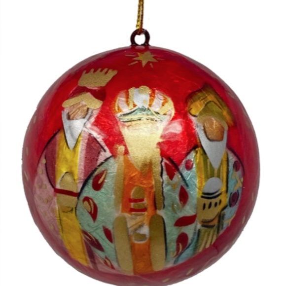 Wise Men Lacquered Hand-made Painted Capiz Christmas Ornament - Picture 3 of 5